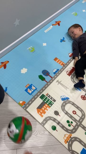 Маленький вратарь)