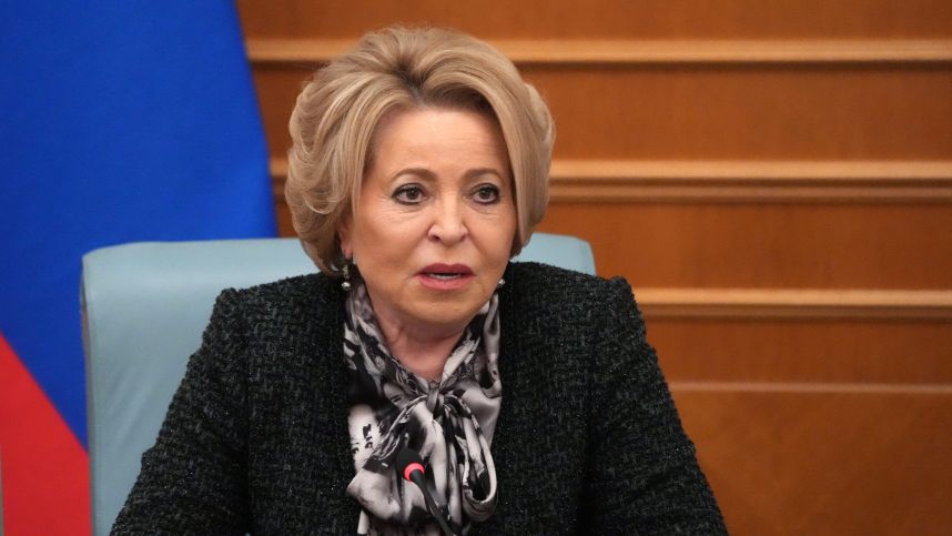 Матвиенко провела встречу с председателем Нацсобрания Вьетнама Чан Тхань Маном