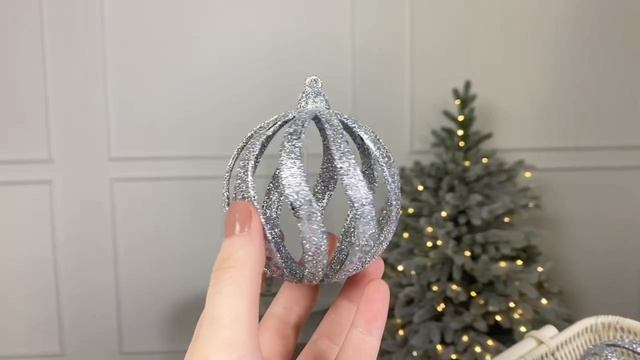 Набор пластиковых шаров ЛИНГВИНИ, серебряный, 8 см (упаковка 6 шт.), 515458