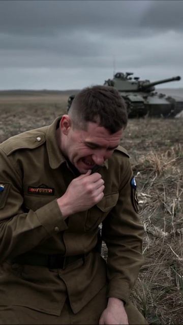 Тени войны: Боль и утраты солдат #война #печаль #утрата