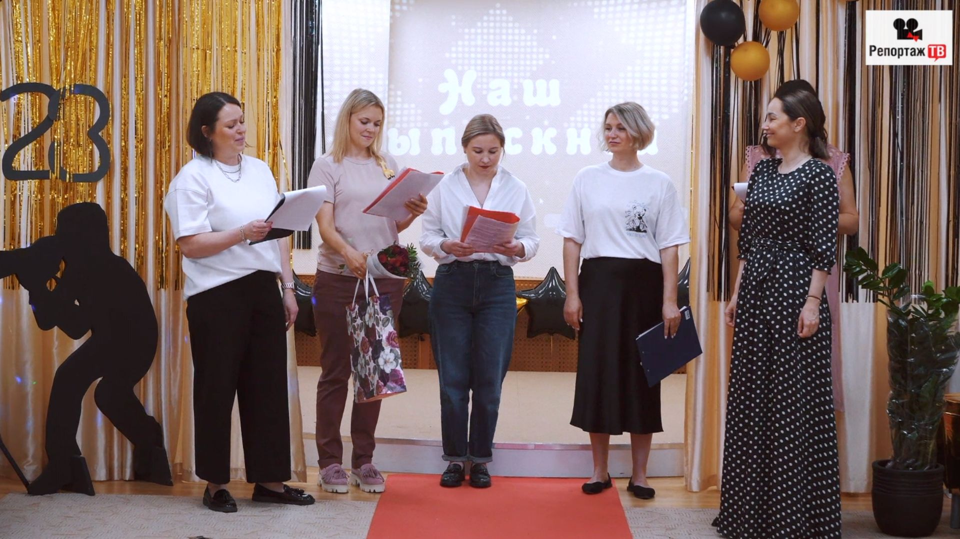 Номинация на выпускном - режиссёр и кинооператор года в детском саду