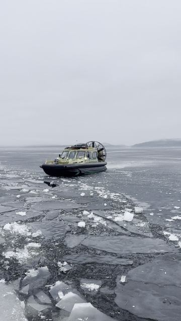 Прогулка по ладожским шхерам на аэролодке