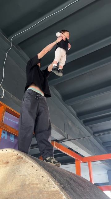 Скворец младший