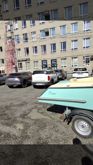 Забираем нашу конфету “Don’t Worry” By Privé. Катер без капитана