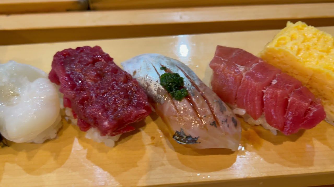 Японский тур по уличной еде - РЫНОК ЦУКИДЗИ в Токио ｜ СУШИ