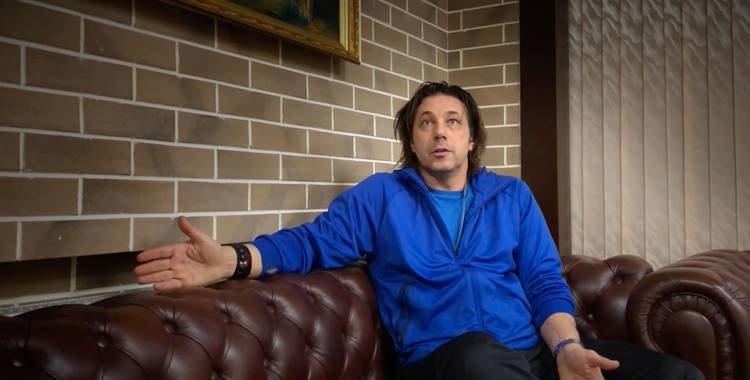 «Вне игры. Пролог». Документальный фильм (2018)