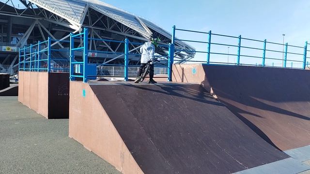 Тестирую новую локацию в скейт парке