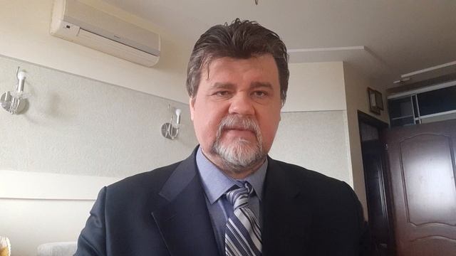 Продлевается ли отпуск на время больничного