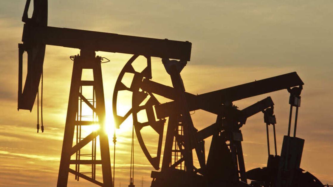 Цены на нефть упали почти на 9% после заявлений об Ормузском проливе