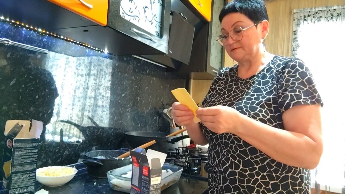 ЖИЗНЬ В СЕЛЕ:ГОТОВЛЮ НА ОБЕД ЛАЗАНЬЮ