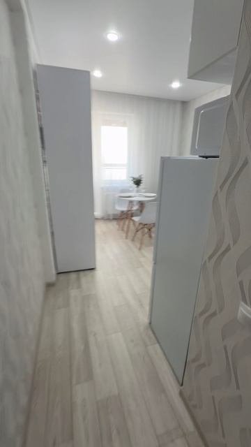 BA78C069-112A-4FFC-B556-E94F2B03F404