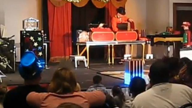 MATRIX MAGIC SHOWS - Bret Beaudry BRETSKY - The Motor City Magic SAWING A WOMAN IN HALF