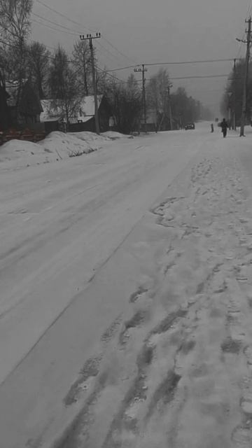 Снег опять выпал ❄️❄️❄️