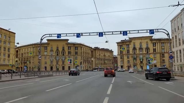 ТАКСИСТ УДИВИЛ ВСЕХ! Подарок будущей тёще… А девушка в шоке