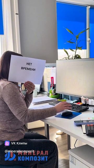 С чего начинается ваш день? Делитесь в комментариях ✨