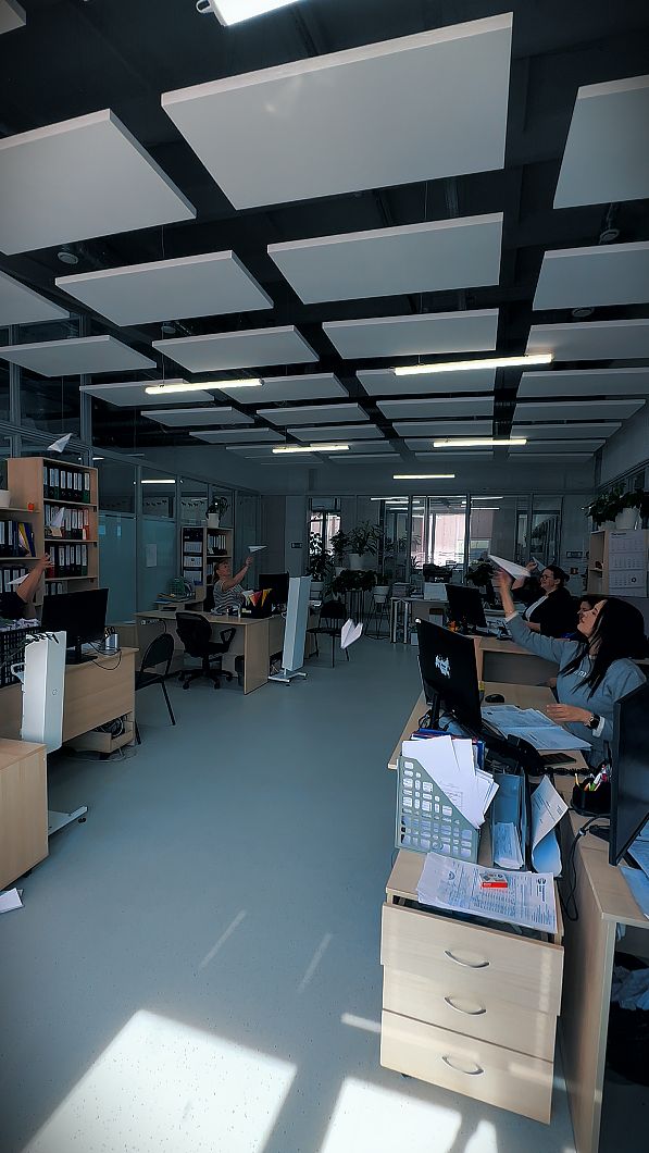 Тук-тук! У вас срочное сообщение😝