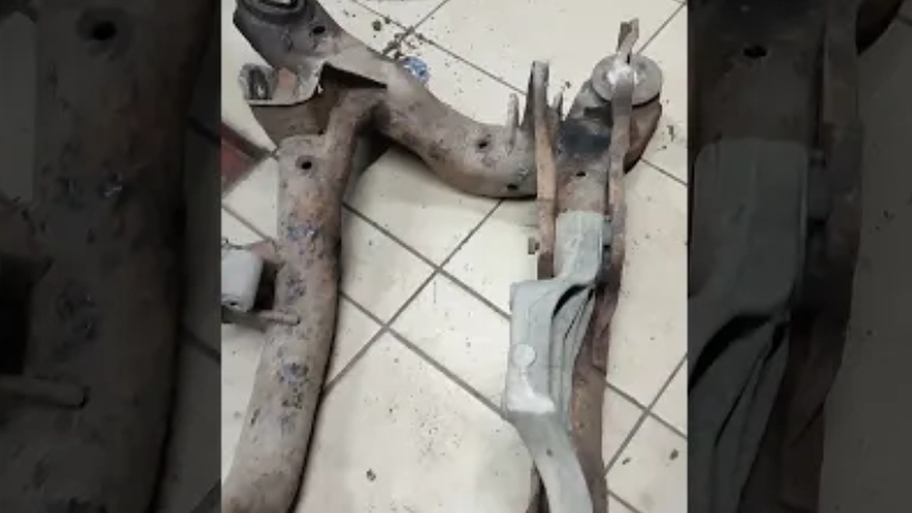 Подвеска Audi A6 C5 Quattro покинула автомобиль 👊 #audi#restoration#ремонт#гараж