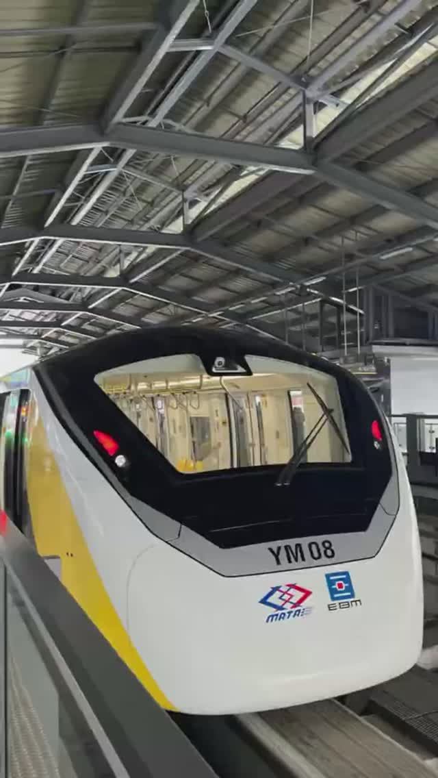 Прокатился по Бангкоку на BTS — Skytrain, который парит над городом! Виды с высоты