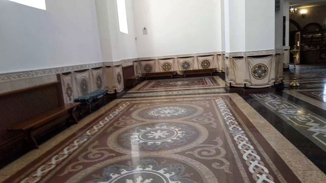 В Соборе св. Георгия. Царские врата открыты!  17.04.2026