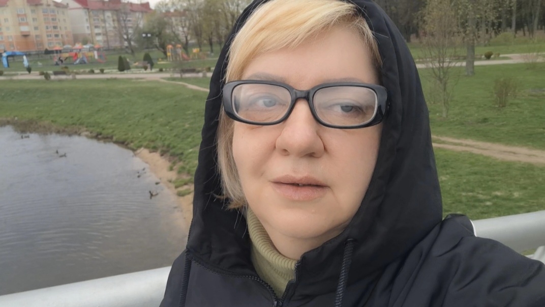 ПРОГУЛКА С ВИШЕНКОЙ. ОЛЬГА ВИШЕНКА НА ТОРТЕ.