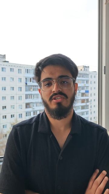 Владимир Маяковский. Послушайте! — читает Мохаммед Еатесам Вахид