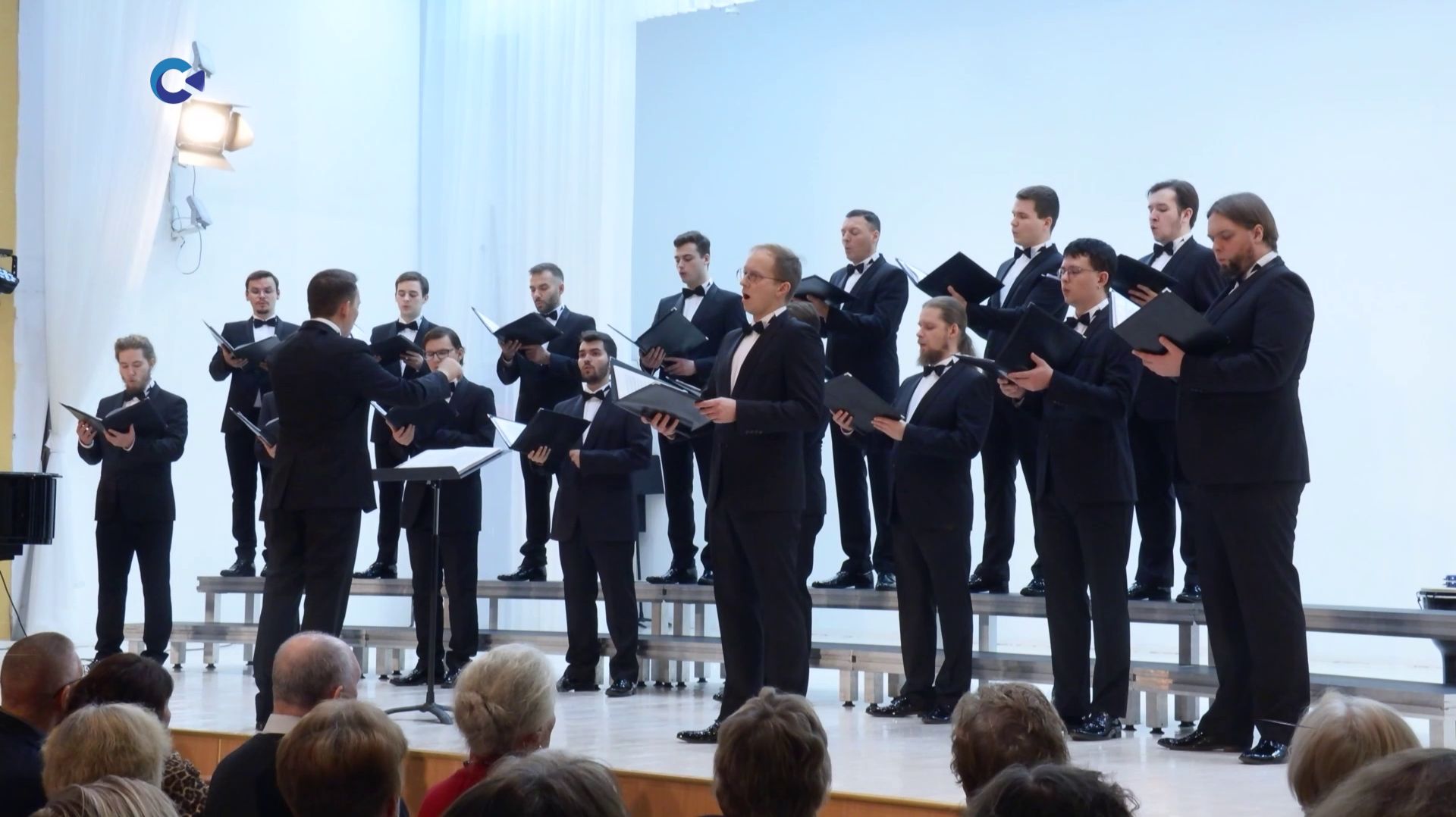 В Кондопоге идёт подготовка к благотворительному концерту «От неба до сердца»