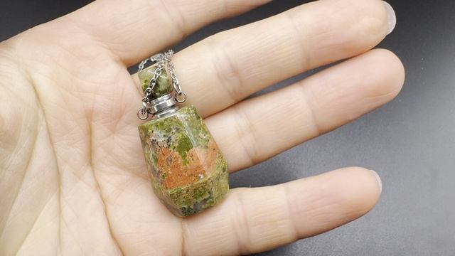 КУЛ007 Аромакулон яшма унакит