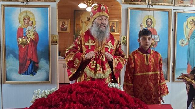 Проповедь владыки Гурия в четверг Светлой Седмицы в Успенском храме