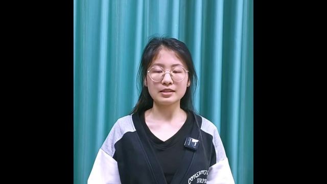 Фёдор Тютчев. Есть в осени первоначальной — читает Цинь Сюань