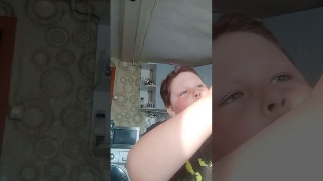 это я диктую свою колу которую я пришёл с пятёрочки