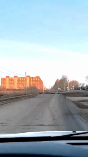 Великолепные ямы в Омске 1 камера