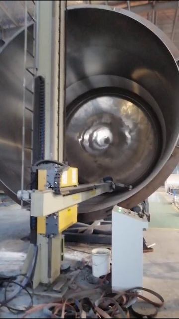 Оборудование для внутренней шлифовки, полировки и зачистки больших емкостей