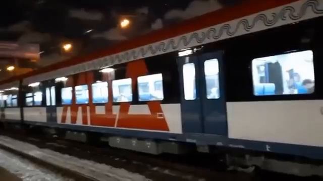 Электропоезд ЭГ2Тв 