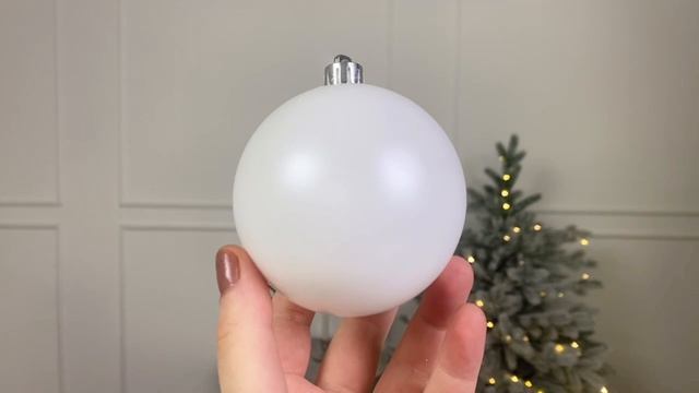 Набор однотонных пластиковых шаров матовых, цвет: белый, 80 мм, упаковка 6 шт., 022064m