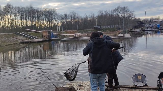 поимка форели