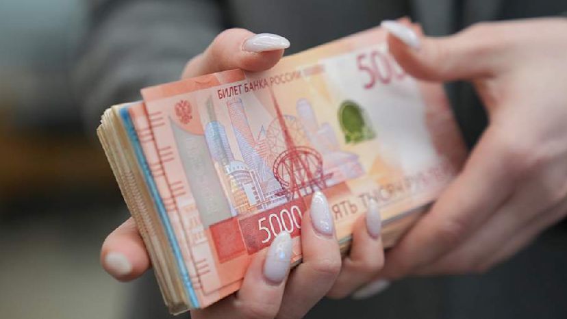 Чистая прибыль российских банков в марте выросла на 14,2%