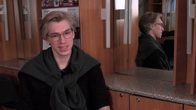 Интервью с артистом Саратовского театра драмы Ильей Ульянчевым часть 1