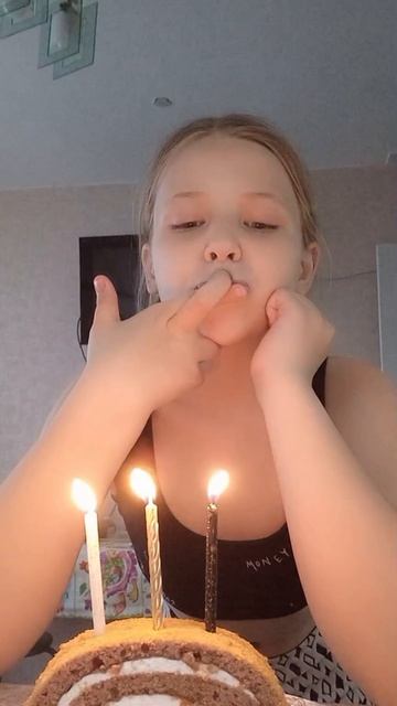 с 300 подписчиков  меня❤️🙈🤑