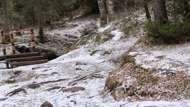 БЕЛОКУРИХА, МОСТ НАД РУЧЬЕМ
