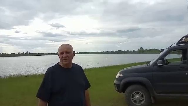 Правый берег Иртыша, озеро рядом