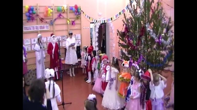 2014 12 27 Новогодняя елка в садике