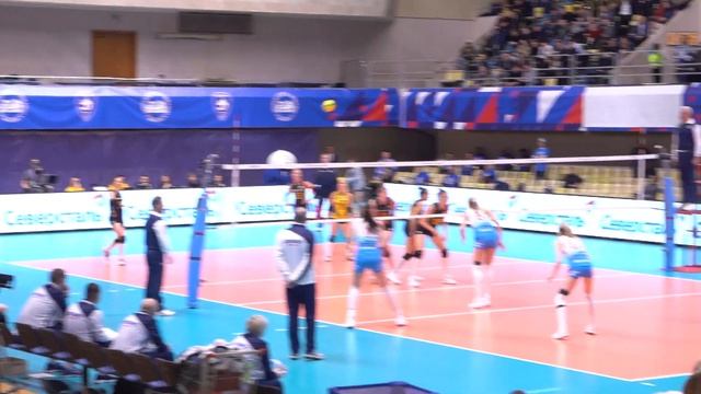 «Динамо» (Москва) — «ВакифБанк» (Стамбул, Турция)