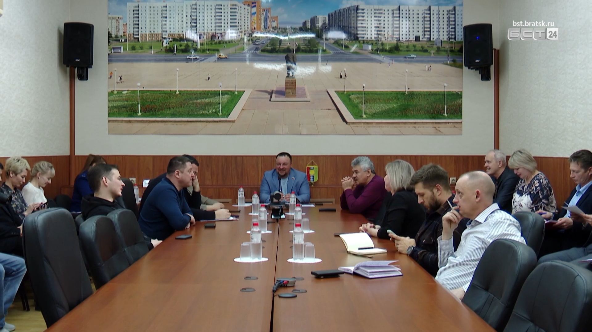 Ремонт дорог, новый кредит и долги городских СМИ: как себя «чувствует» бюджет Братска