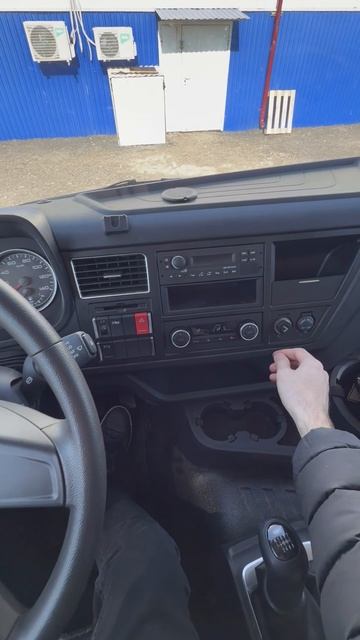 2025 БОРТОВОЙ АВТОМОБИЛЬ FAW J6L 4х2 С КМУ HANGIL HGC 756