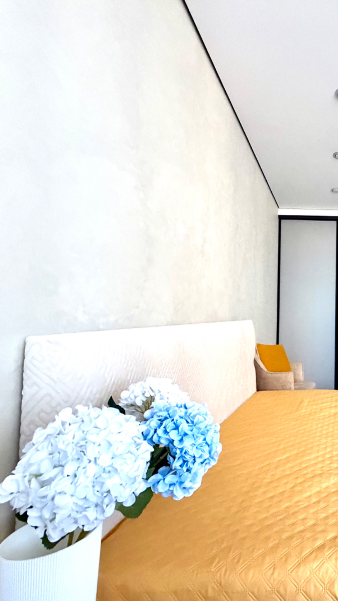 Сдается новая дизайнерская квартира в Южном районе