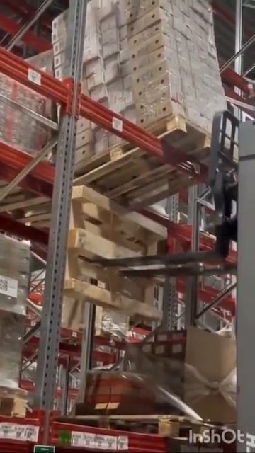 Смог не уронить паллет