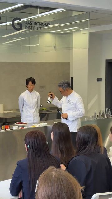 Первый в России Центр сычуаньской кухни #shorts