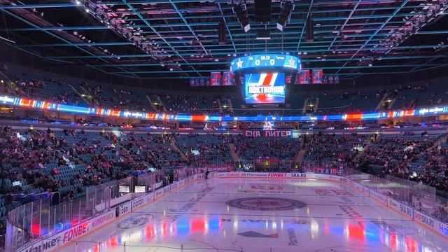 Представление игроков СКА в Ледовом дворце без игроков на льду
