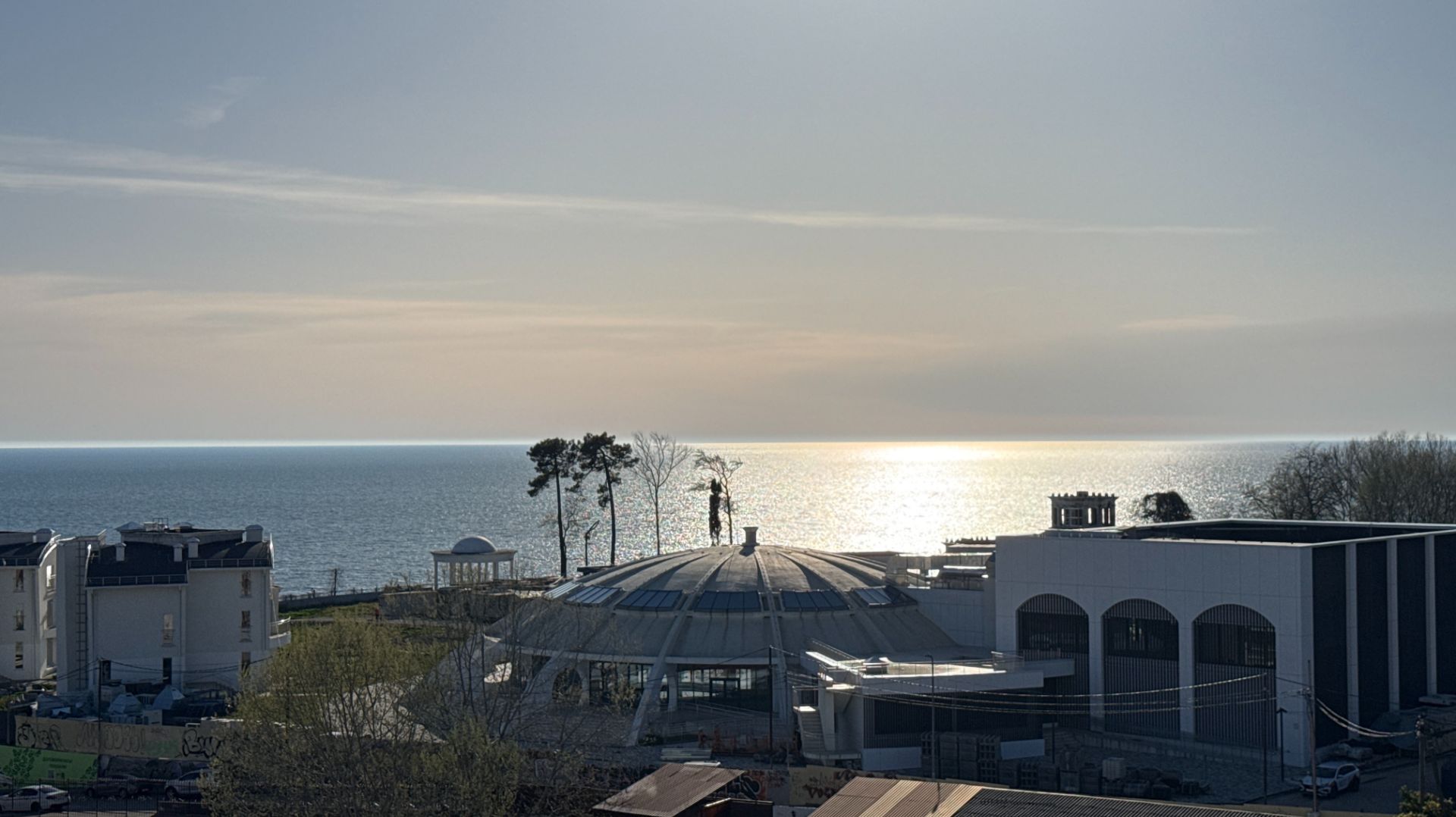 Студия с видом на море в Сочи: ЖК „Барселона“, 26 м², 11‑й этаж — 11 млн руб.