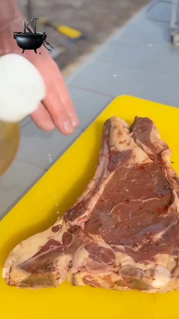 СЕКРЕТ РАСКРЫТ......... бери мясо и овощи. пускали садж и готовь. НЕТ САДЖА ? пиши ХОЧУ САДЖ